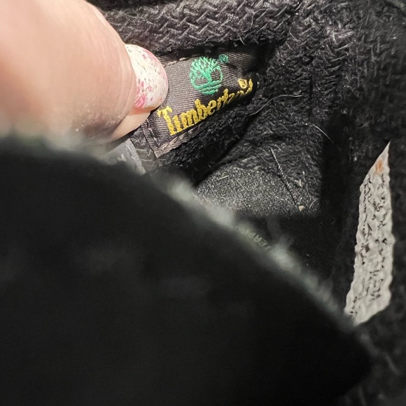 Boys black suede Timberland boots, size 3. - Picture 9 of 11